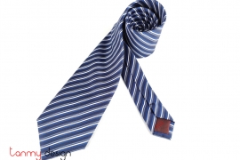 Silk tie-plaid pattern